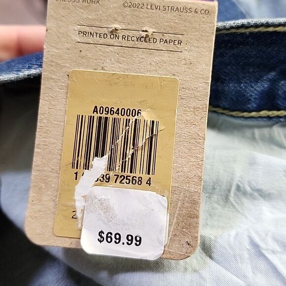 Levi's Straight Leg Distressed Jeans 29 NWT - Picture 6 of 6